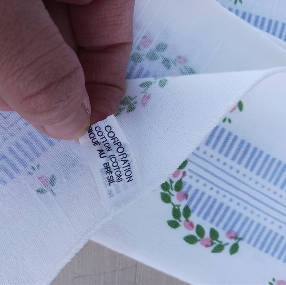 Sunweave Linen Corporation Cotton/Polyester Antique White Floral 5 Napkins - Picture 5 of 5